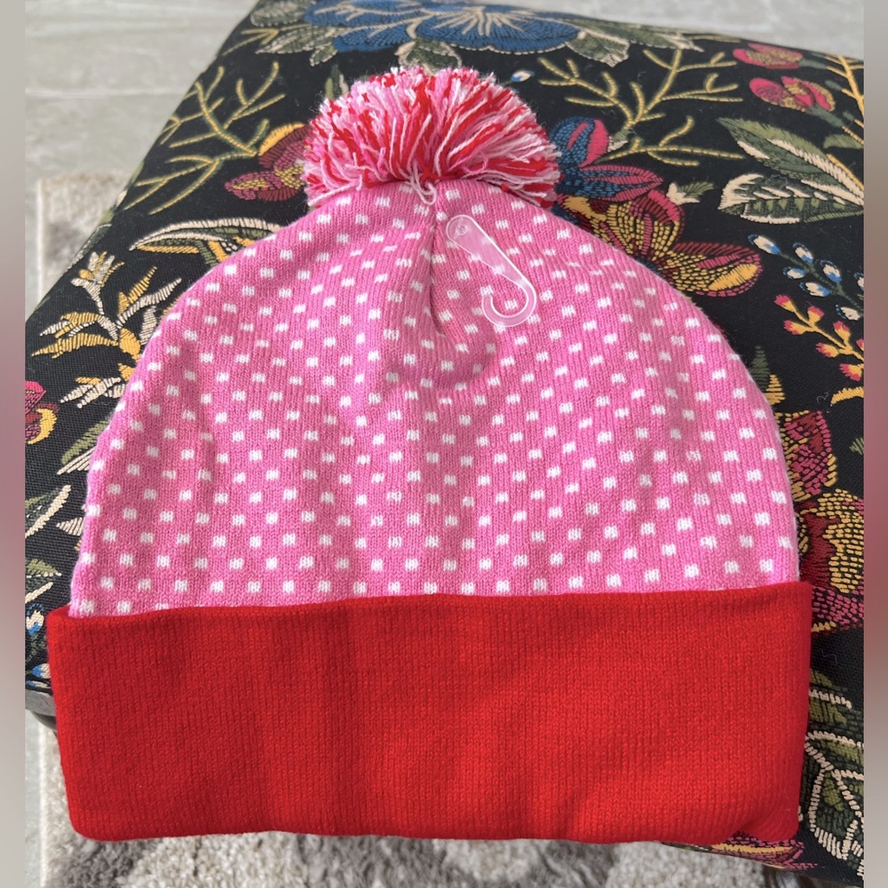 Hello Kitty Holiday Bundle - Picture 3 of 5